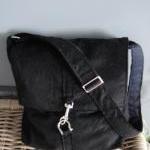 Shoulder bag, black velvet